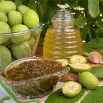 Зелёные грецкие орехи на меду 350 г