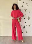Костюм в пижамном стиле ягодный