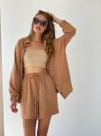 Костюм в пижамном стиле с шортами тёмно-бежевый