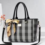 LS37-862-1 черн Сумка женская (26х22х13)