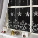 Гирлянда «Бахрома» 2.4 ? 0.9 м с насадками «Снежинки», IP20, прозрачная нить, 150 LED, свечение мульти, 8 режимов, 220 В