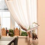 Комплект штор для кухни с подхватами «Новогоднее чудо» 145?180+/-5 см - 2 штуки, габардин