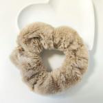Меховая резинка для волос