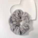 Меховая резинка для волос