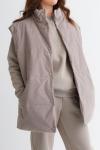 Жилет со стойкой oversize серо-бежевый