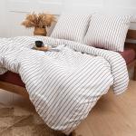 КПБ 'Традиция' 2,0 спальный с европростыней, наволочки 50х70, поплин, 100% хлопок, пл. 115 гр./кв.м., 'Лайн ВБ' Пододеяльник 177*217, простыня 240*217, наволочка 50*70 (2 шт.)