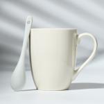 Кружка с ложкой керамическая «Мамы, как пуговки», 310 мл