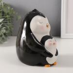 Копилка для денег «Пингвин с малышом», керамика, 10?11.9?13.8 см