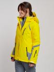Горнолыжная куртка женская зимняя желтого цвета 2316J