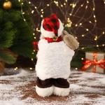 Дед Мороз под ёлку «Зимнее волшебство. Новогодняя игрушка в клетчатом тулупе» двигается, ботинки светятся, 28 см