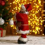 Дед Мороз под ёлку «Зимнее волшебство. В красной шубке, с брёвнышком», 29 см