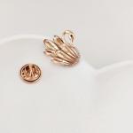 Брошь-значок с кристаллами Swarovski