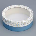 Коробка новогодняя для макарун тубус с окном «Снежинки», 16?16?5 см