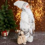 Дед Мороз под ёлку «Зимнее волшебство. В белой шубке с лыжами», 60 см