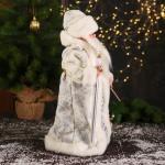 Дед Мороз под ёлку «Зимнее волшебство. В белой шубке, с посохом и мешком» двигается, 40 см