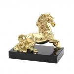 Конь из бронзы на камне долерит 80*45*70мм