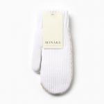 Варежки вязаные женские MINAKU, белые, размер 22 см