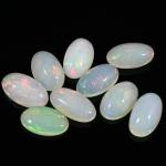 Кабошон из опала овал 7*12мм