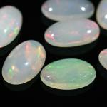 Кабошон из опала овал 7*12мм