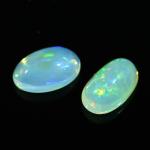 Кабошон из опала овал 7*12мм