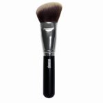 Кисть для румян LUXVISAGE